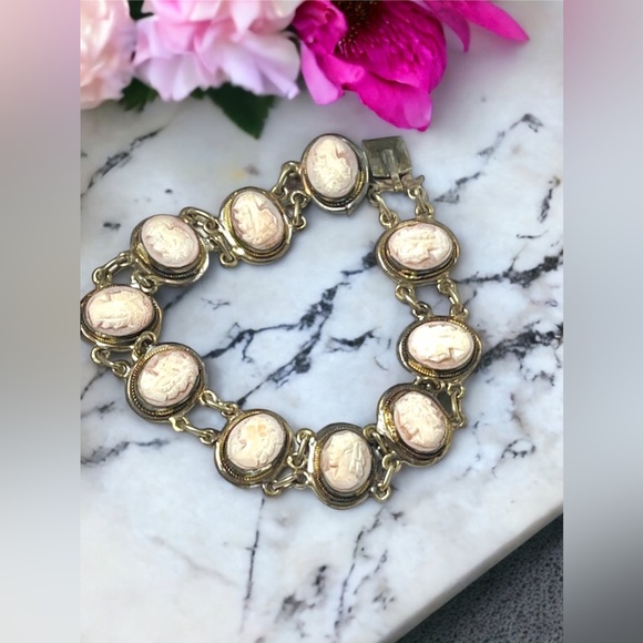 Vintage 800 Silver shell Cameo link bracelet appx 1930s - Picture 2 of 10